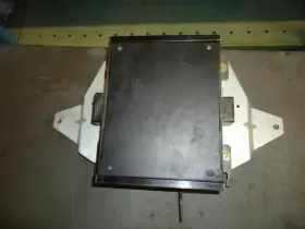 638-01071 FORD Audio Radio Am Fm Cassette Sable