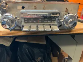 Acdelco Specialty 7289353 1965 Oldsmobile Olds 88 98 Starfire Am/fm Radio With Knobs