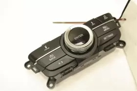 39050TZ5A01 ACURA Radio Control Unit Mdx #2