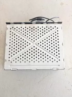 4E0035541C AUDI Radio Receiver Module A8 Quattro