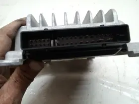 A4-AUDI AUDI Audio Radio Amplifier Station Wgn #2