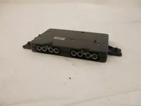 4D0-035-530 AUDI Antenna Amplifier