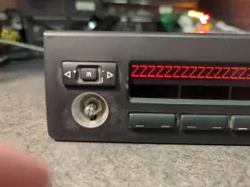 65-82-6-906-669 BMW Bc Radio Stereo Display E53 X5 #2
