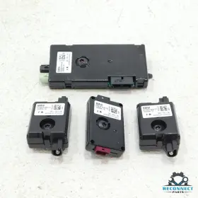 65209231178 BMW Radio Antenna Amplifier Am Fm Booster Module