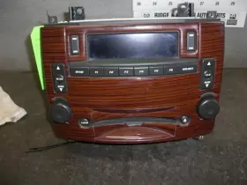 638-00172 CADILLAC Audio Am Fm Cd Cts #2