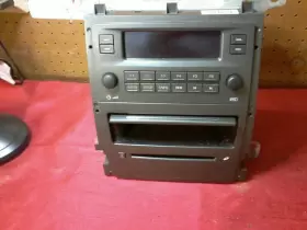 638-02451 CADILLAC Audio Radio Am Fm Stereo Cd Player Sts