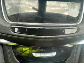638.GM6X21 CADILLAC Receiver Ios Nav XT5