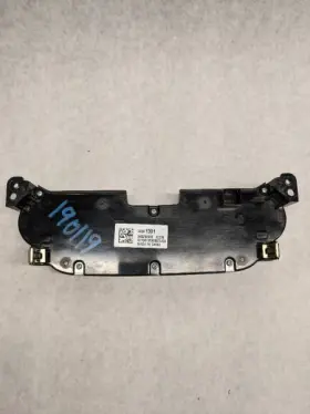 638-03928 CHEVROLET Audio Radio Control Panel Uew Malibu #3