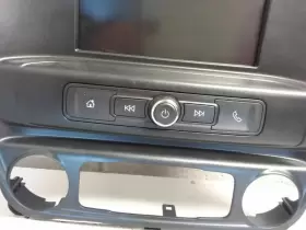 SILVRDO25 CHEVROLET TRUCK Radio Display 2500 Chevy Silverado #2
