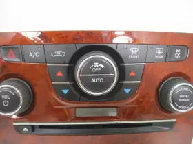 02504 CHRYSLER Audio Temperature Panel Cd Dvd Navigation 300 #3