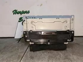 638-10622 DODGE Audio Radio Receiver Screen Sirius Journey