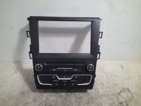 08250 FORD Radio Control Panel Fusion