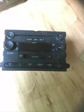 5C3T-18C868-CB FORD Am Fm Cd Cassette Radio Sd Audio F550SD