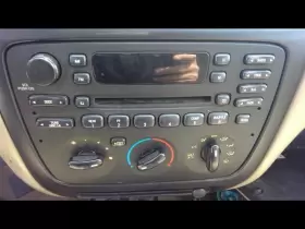 638-01250 FORD Audio Radio Am Fm Cassette Cd Control Sable