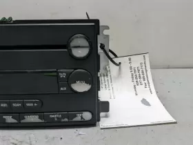 638-01892 FORD Audio Radio Am Fm Cd Single Disc Freestar #2