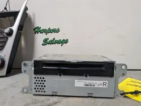 AM-FM-CD-MP3 FORD Audio Radio Receiver Single Disc Edge