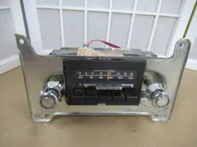 6C-D7VF-19A241-AB FORD Aeronutronic Am Fm Radio Stereo Dash #2