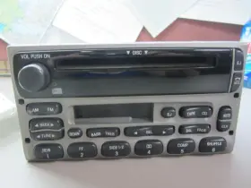 638-01286 FORD TRUCK Audio Explorer #2
