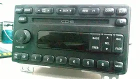 638-01409 FORD TRUCK Audio Radio Door Am Fm Cd Disc Explorer