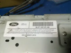 AM-FM-CD-MP3 FORD TRUCK Audio Radio Receiver Escape #2
