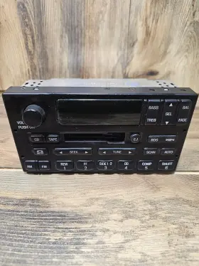 YL1F-18C870-JA FORD Am Fm Radio Cassette Player Expedition