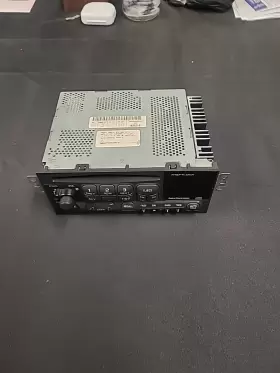 09380781 GENERAL MOTORS Delco Am Fm Cd Radio C5 Corvette #2