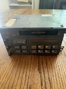 16080751 GM DELCO Radio Cassette Am Fm C4 Corvette