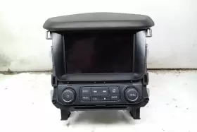 08777 GMC Tukon Radio Control Panel Screen