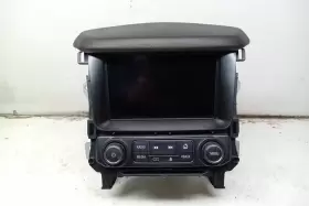 10211 GMC Radio Control Panel Display Yukon