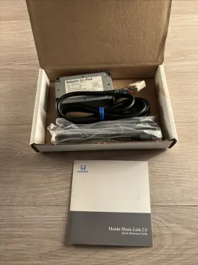 08A28-1J1-1000-01 HONDA Music Link Ipod Adaptor Box