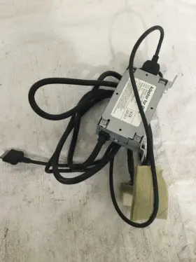 08A28-1J3-1000-01 HONDA Music Link Ipod Adaptor Accord