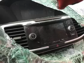 638-72094 HONDA Audio Radio Receiver Panel Ex Accord