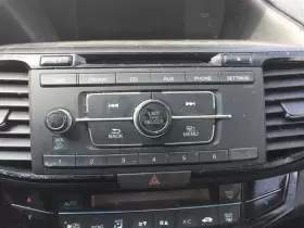 638-73955 HONDA Audio Radio Receiver Lx Accord