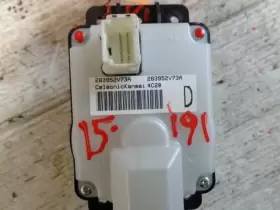 283952V73A INFINITI Radio Audio Menu Controller #2