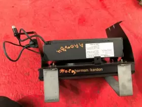 638-57041 JAGUAR Xjr Supercharged Radio Stereo Disc Changer #3