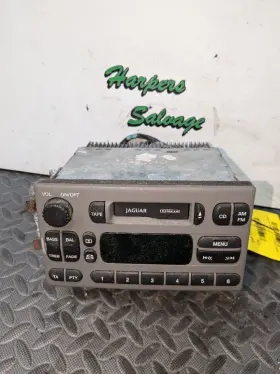 XR8F-18K876-DHAGN JAGUAR Radio Receiver