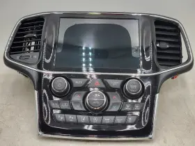 10502 JEEP Screen Climate Cherokee