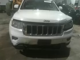 638-03479B JEEP Audio Radio Receiver Navigation Cherokee
