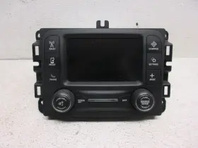 638-07905 JEEP Am Fm Radio Receiver Display Screen Cherokee