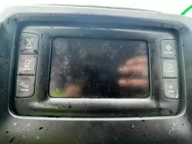 638-08093 JEEP Audio Radio Receiver Display Screen Cherokee