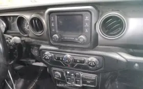 638-13889 JEEP/PLYMOUTH TRUCK Gladiator Audio Radio