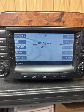 A2208702289ZGS000 MERCEDES Navigation Cd Radio W220 R16