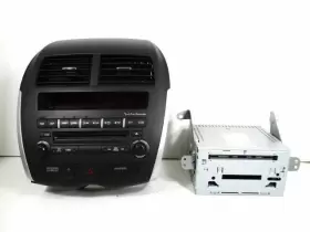 13853 MITSUBISHI Sport Audio Radio Receiver Control Panel
