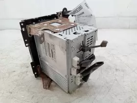 51037 NISSAN Disc Cd Player Radio Frontier #3