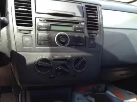 638-51858 NISSAN Audio Radio Receiver Am Fm Cd Disc Versa