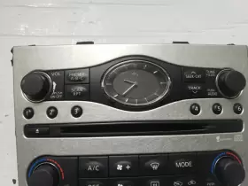 225915 INFINITI Cd Changer Climate Control #2