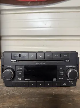 PO509122BAD DODGE Am Fm Cd Player Receiver 1500 2500 Ram