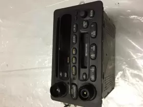 10318441 OLDSMOBILE Radio Receiver Cd Cassette Player Olds