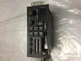Pontiac 638-01004c Radio Receiver Cd Player Option Code Ut6 1996-1999 Bonneville 16213342