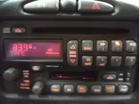 638-01466A PONTIAC Audio Radio Am #2